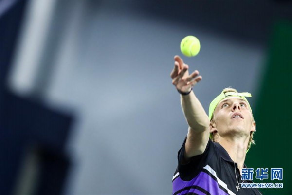 球运动员中 球运动员中