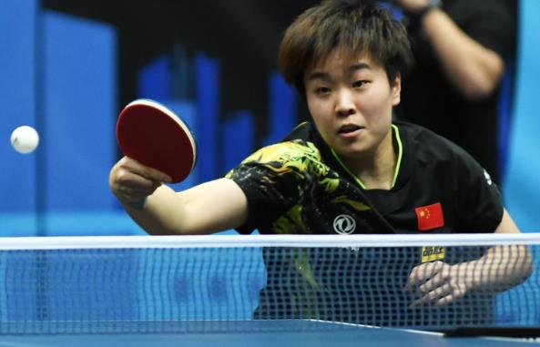 形成了鲜明 形成了鲜明