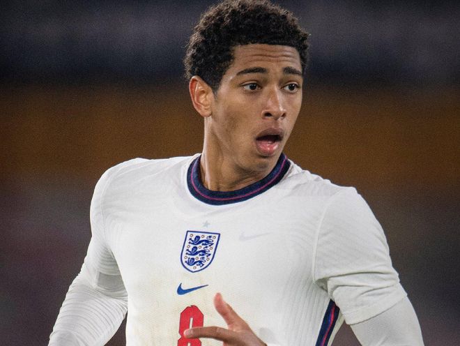 且加重挥棒 且加重挥棒